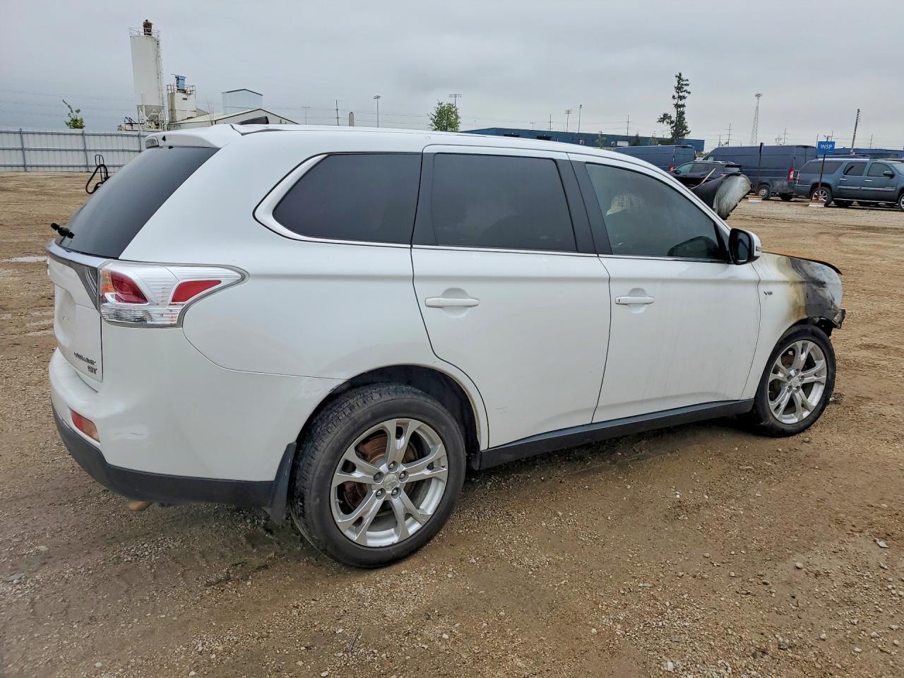 2014 Mitsubishi Outlander Gt - Фото 3