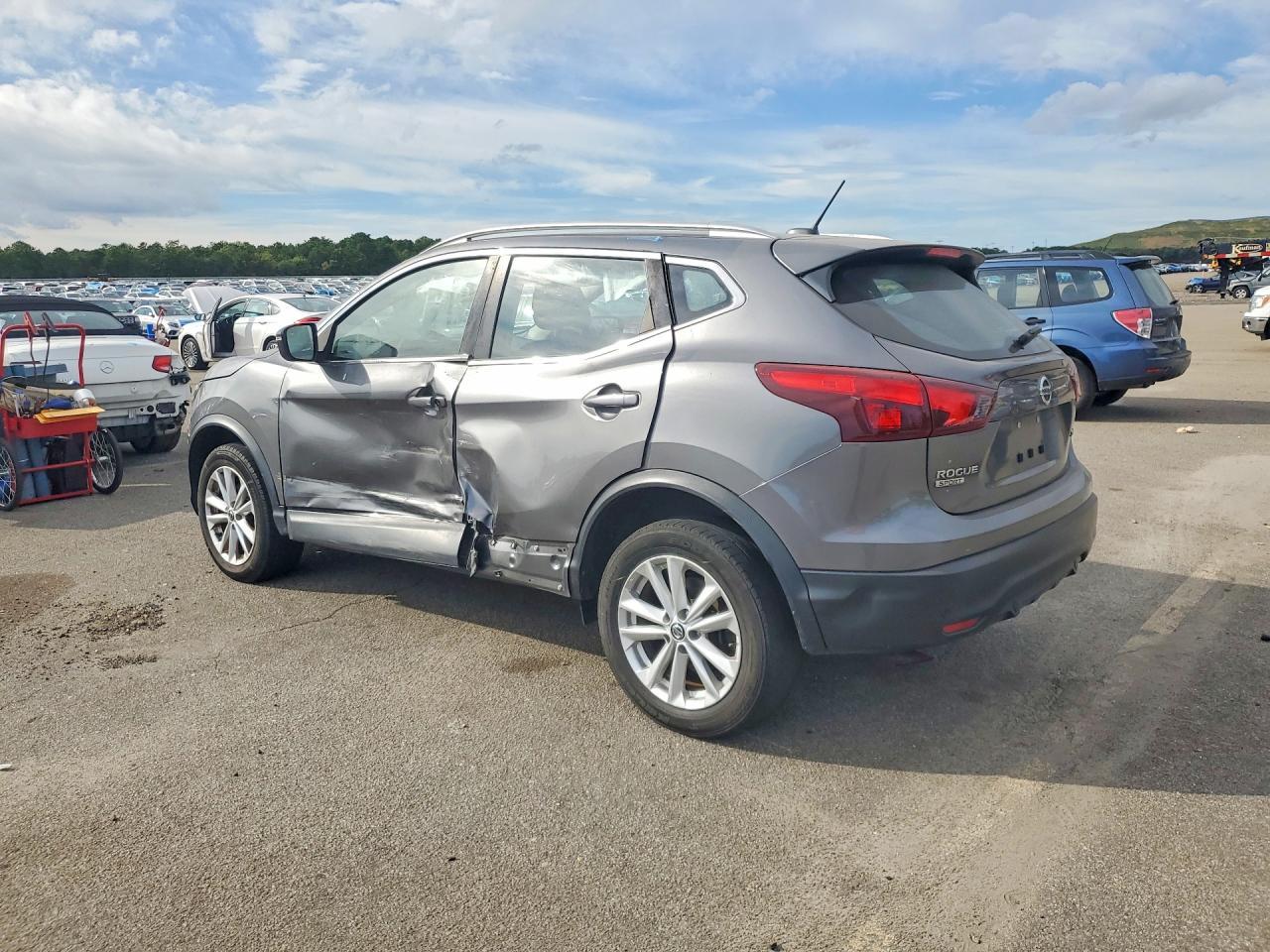 2019 Nissan Rogue Sport Sv - Фото 2