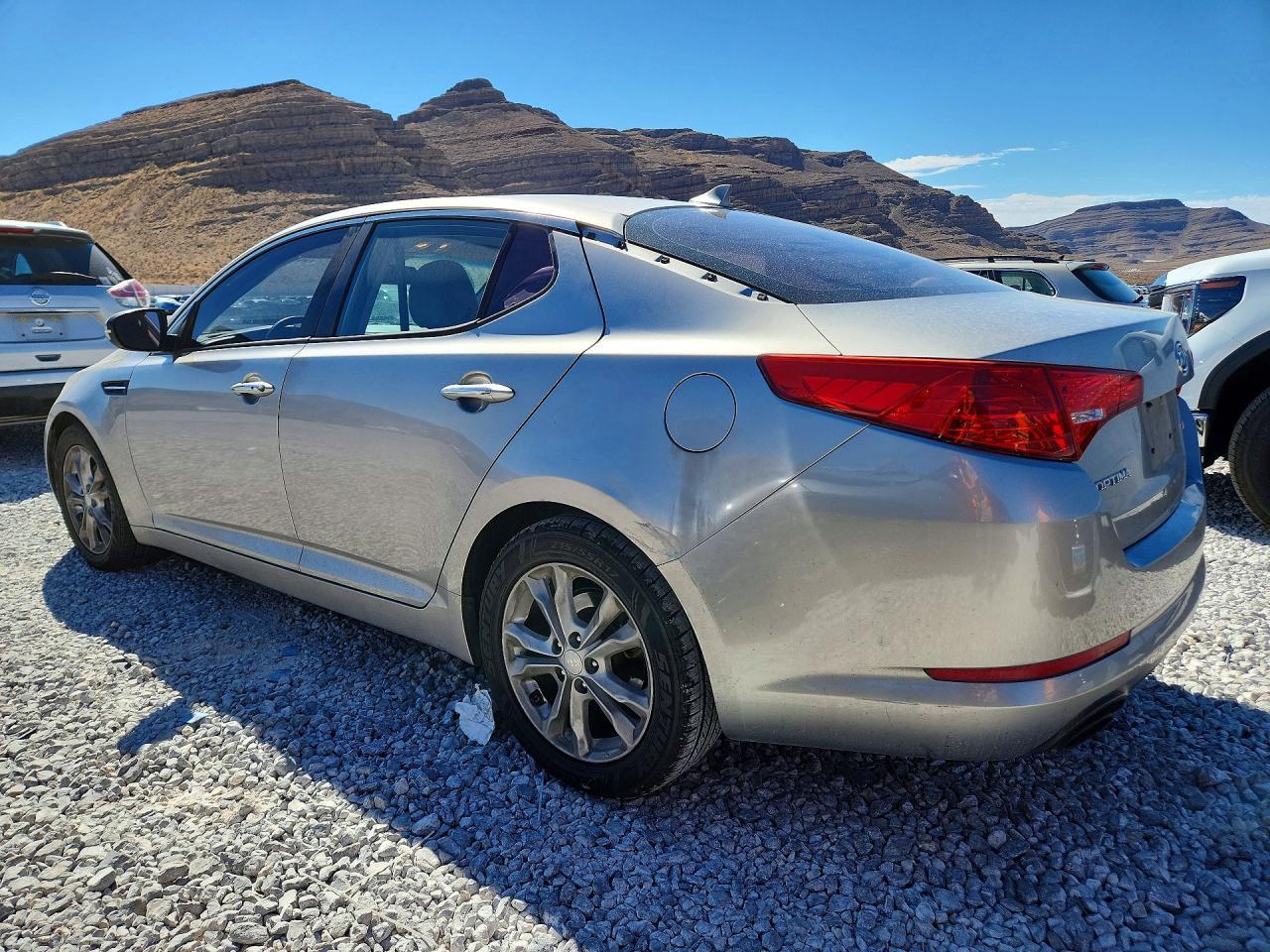 2012 Kia Optima Ex - Image 2