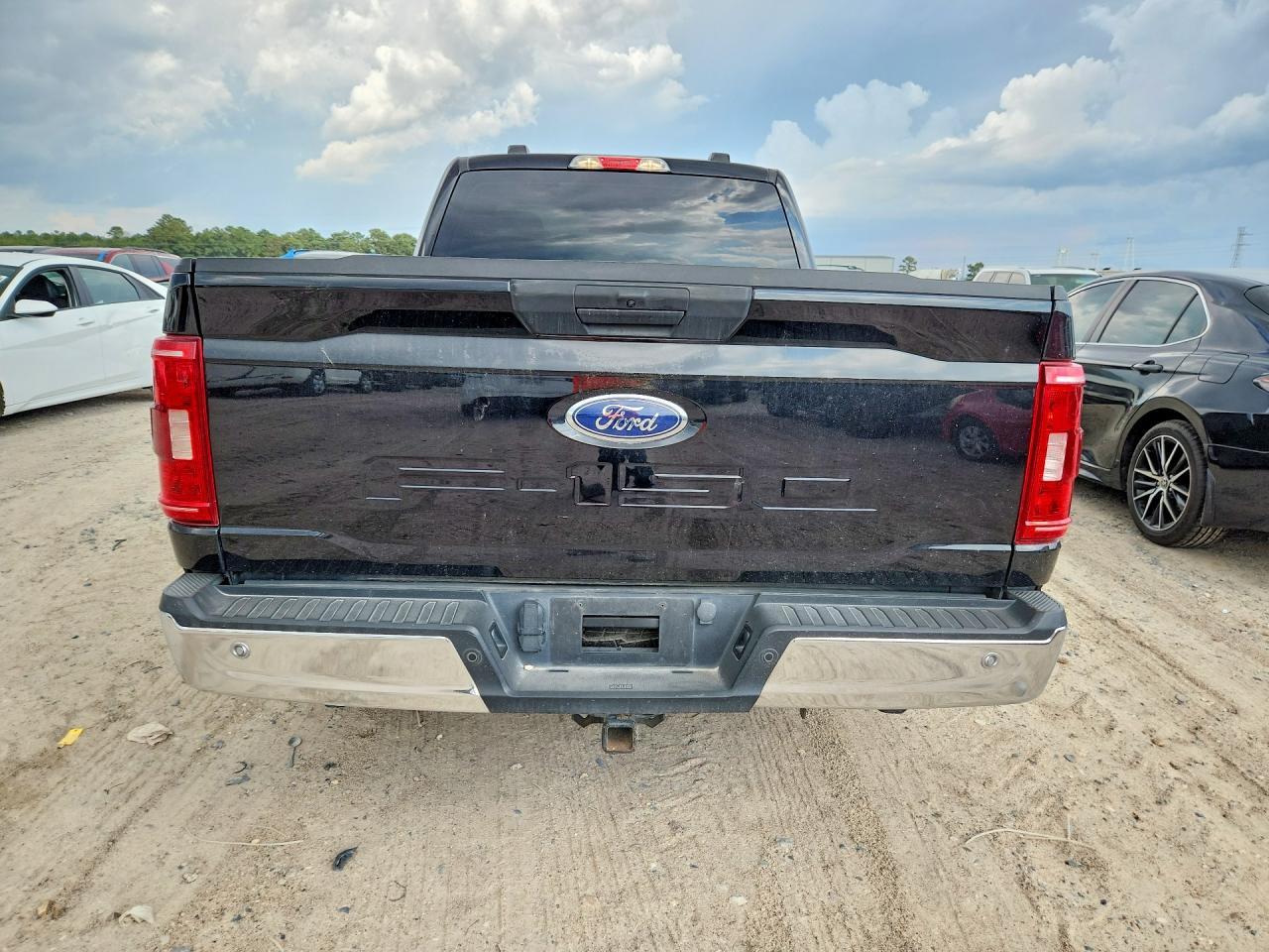 2022 Ford F150 - Image 6