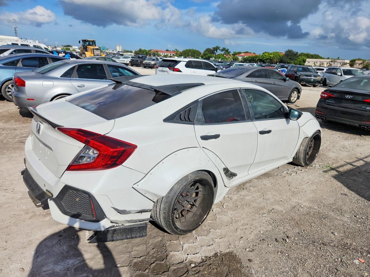 2019 Honda Civic Sport - Image 3