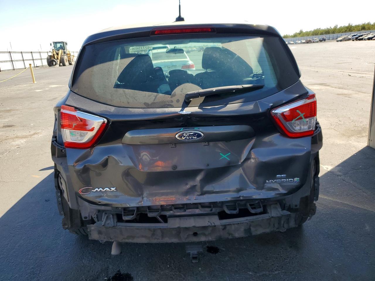 2017 Ford C-Max Se - Фото 6