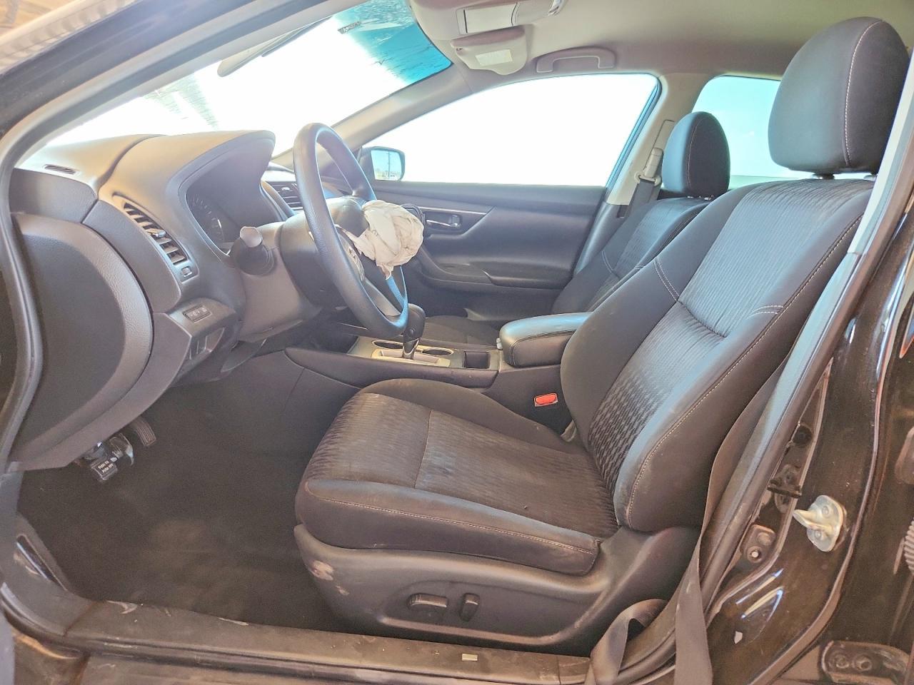 2017 Nissan Altima 2.5 S - Фото 7