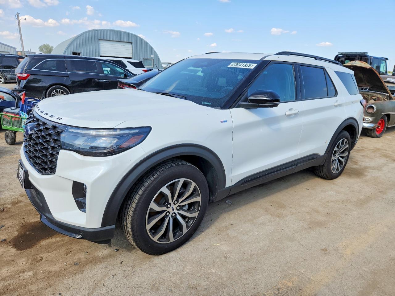2025 Ford Explorer St-Line
