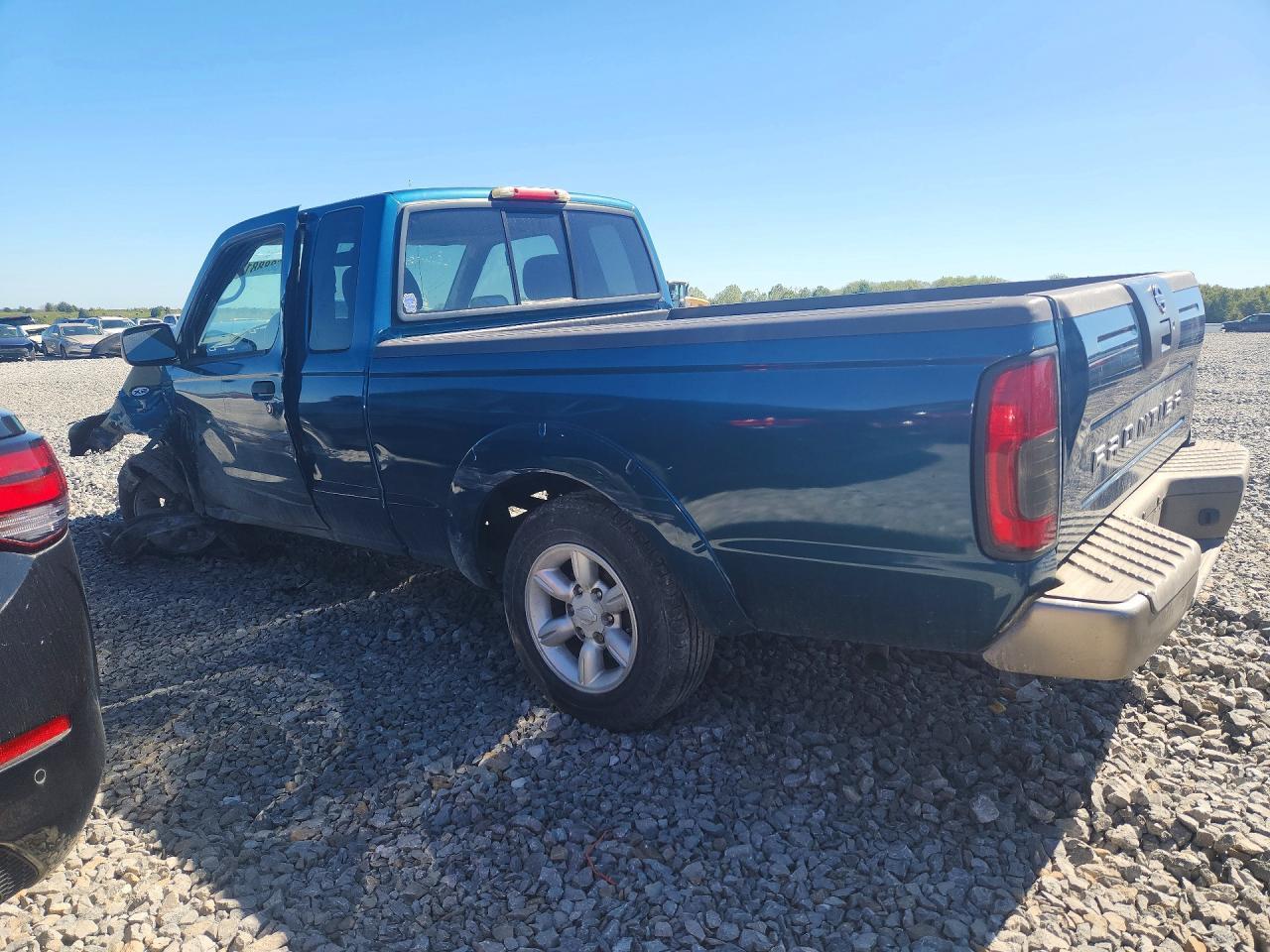 2004 Nissan Frontier Standard - Фото 2