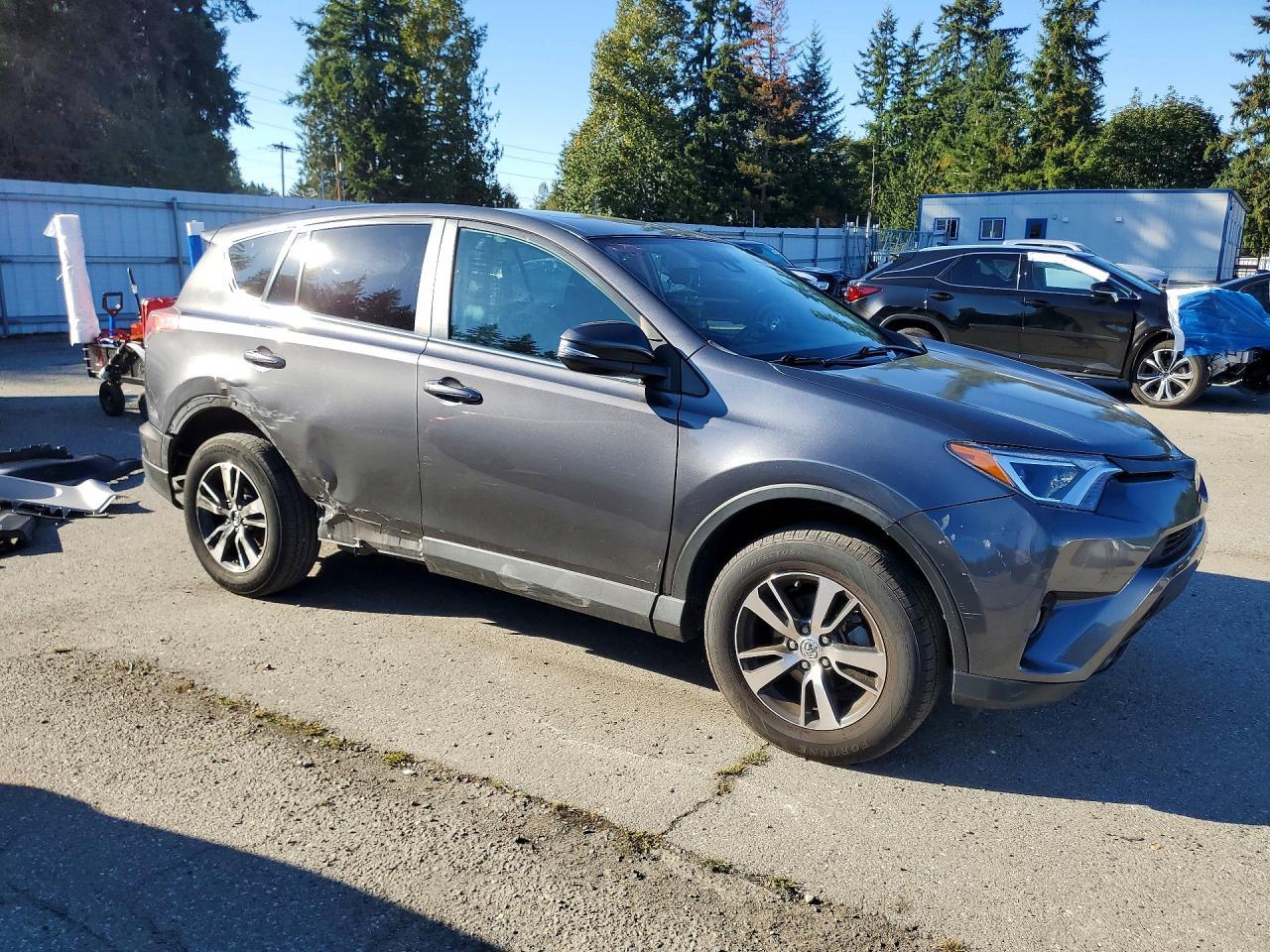 2018 Toyota Rav4 Xle - Фото 4
