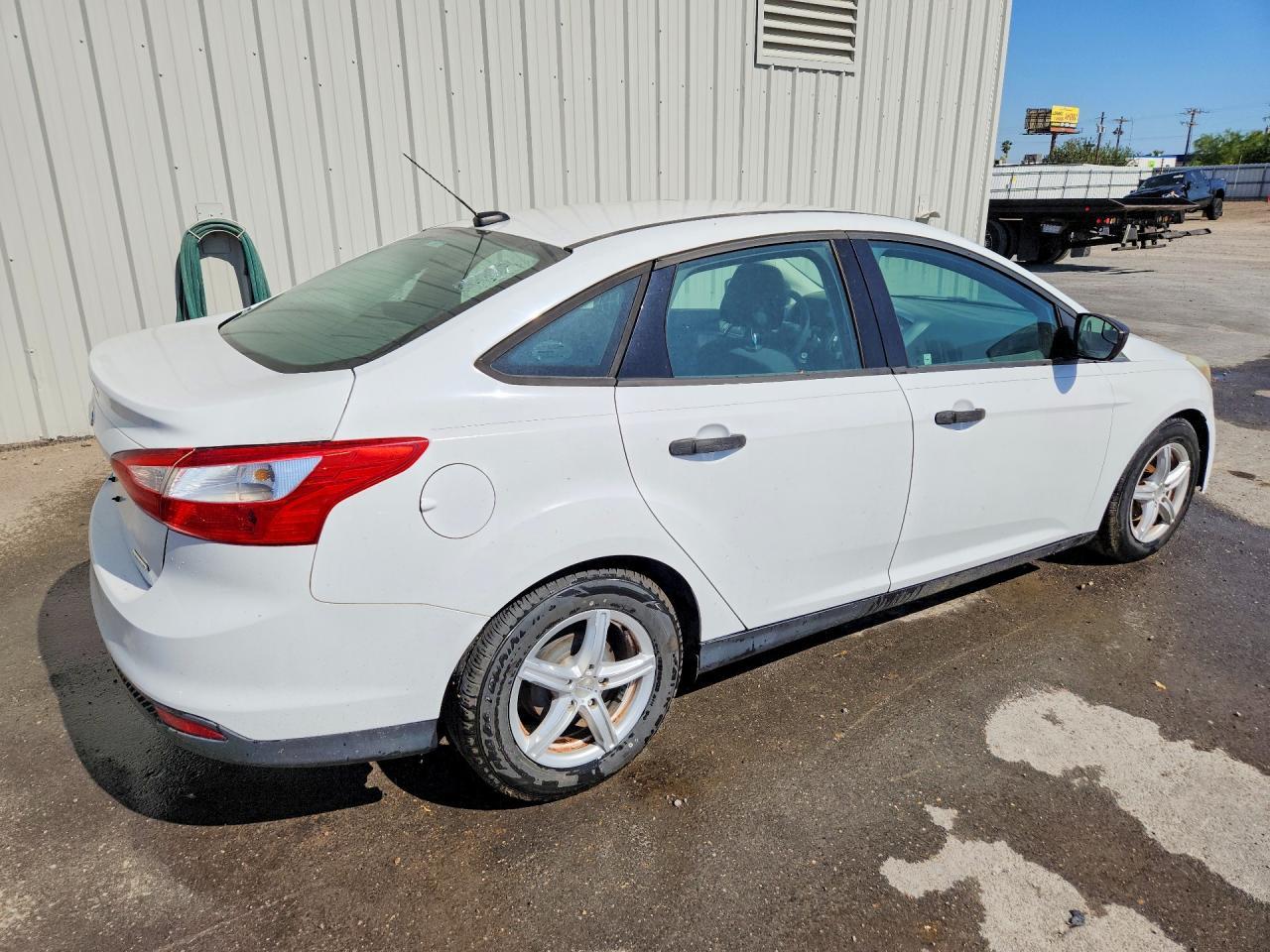 2014 Ford Focus S - Фото 3