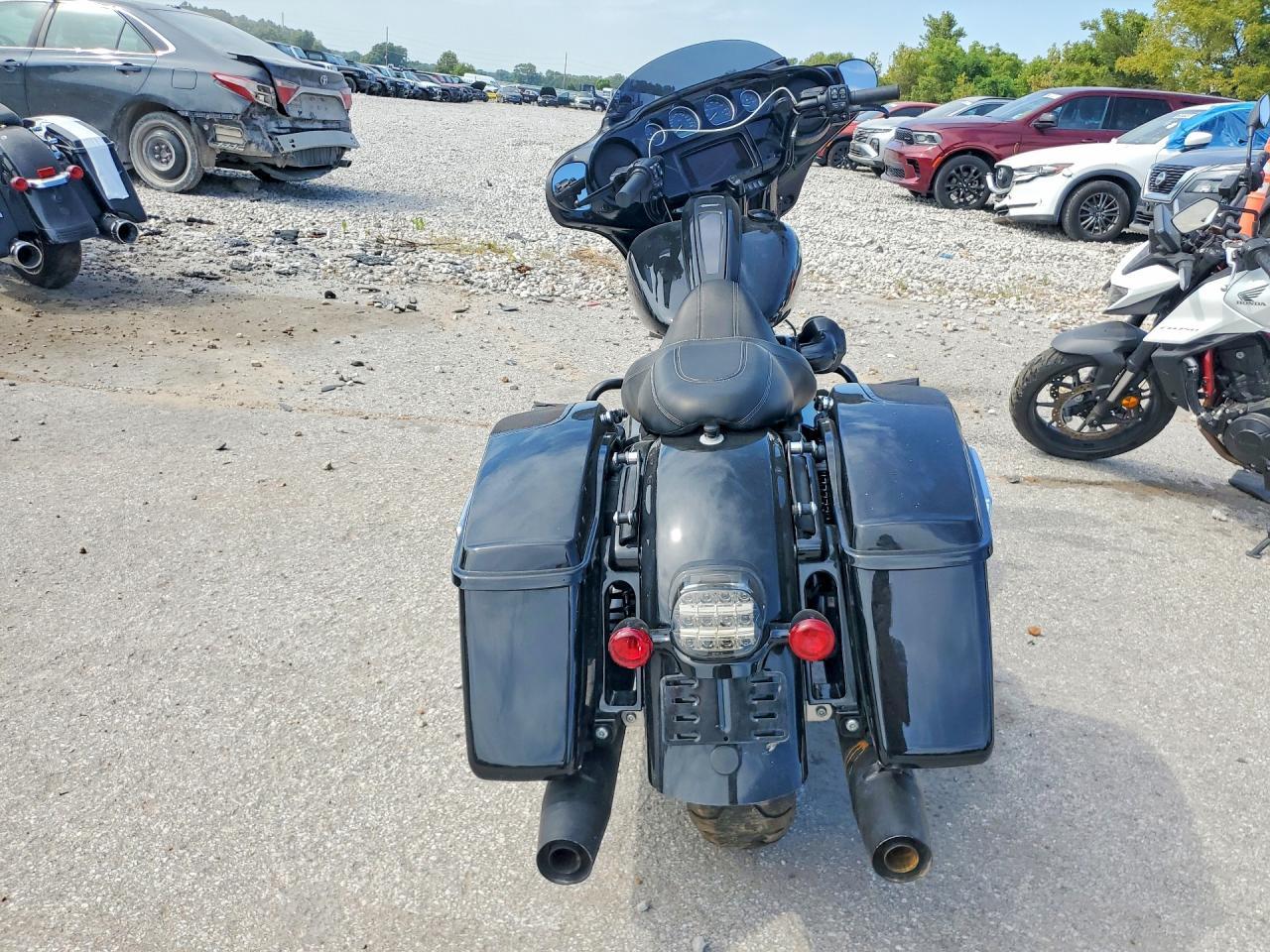 2022 Harley-Davidson Flhxst - Image 4