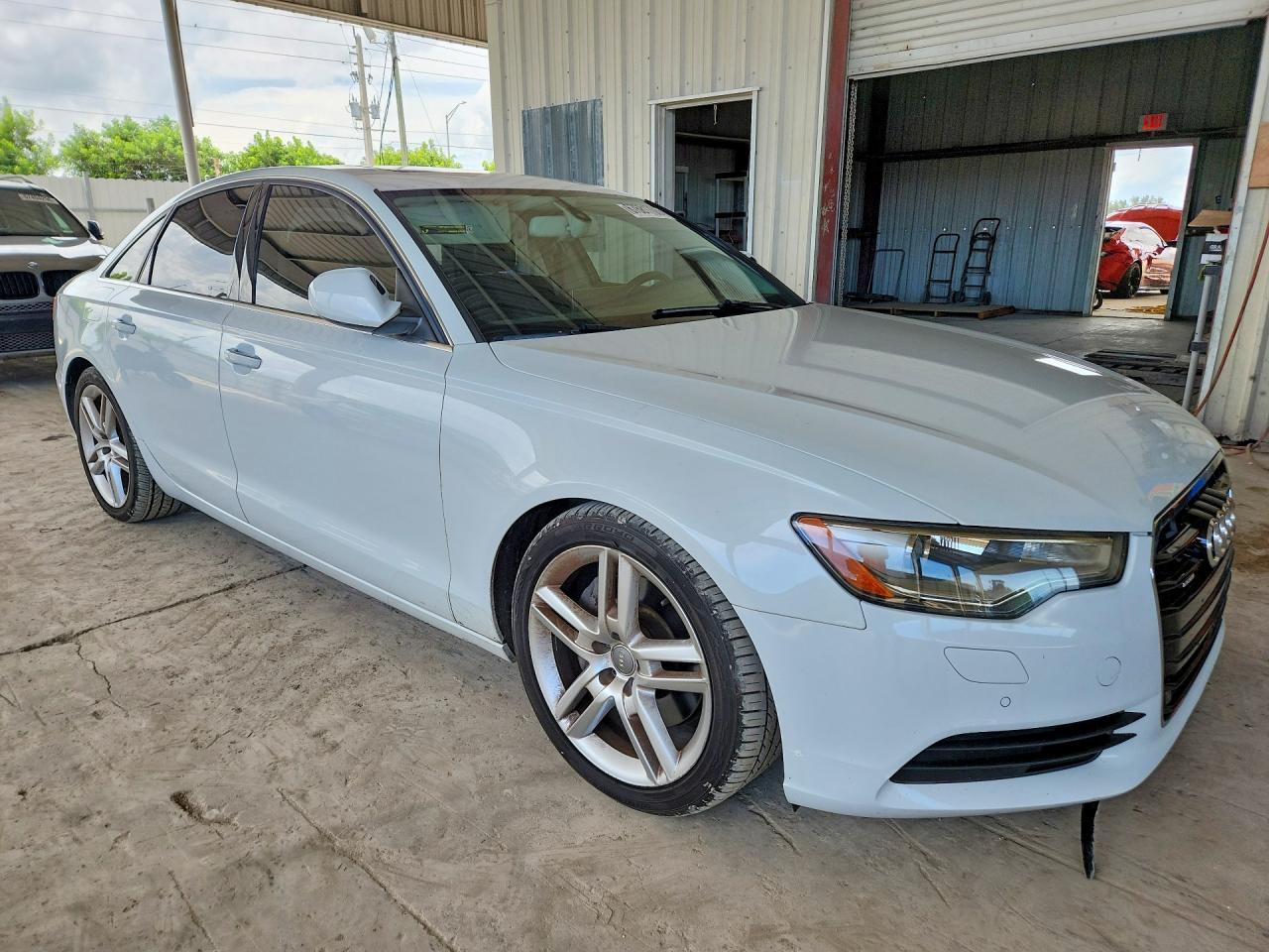 2014 Audi A6 Premium Plus - Фото 4