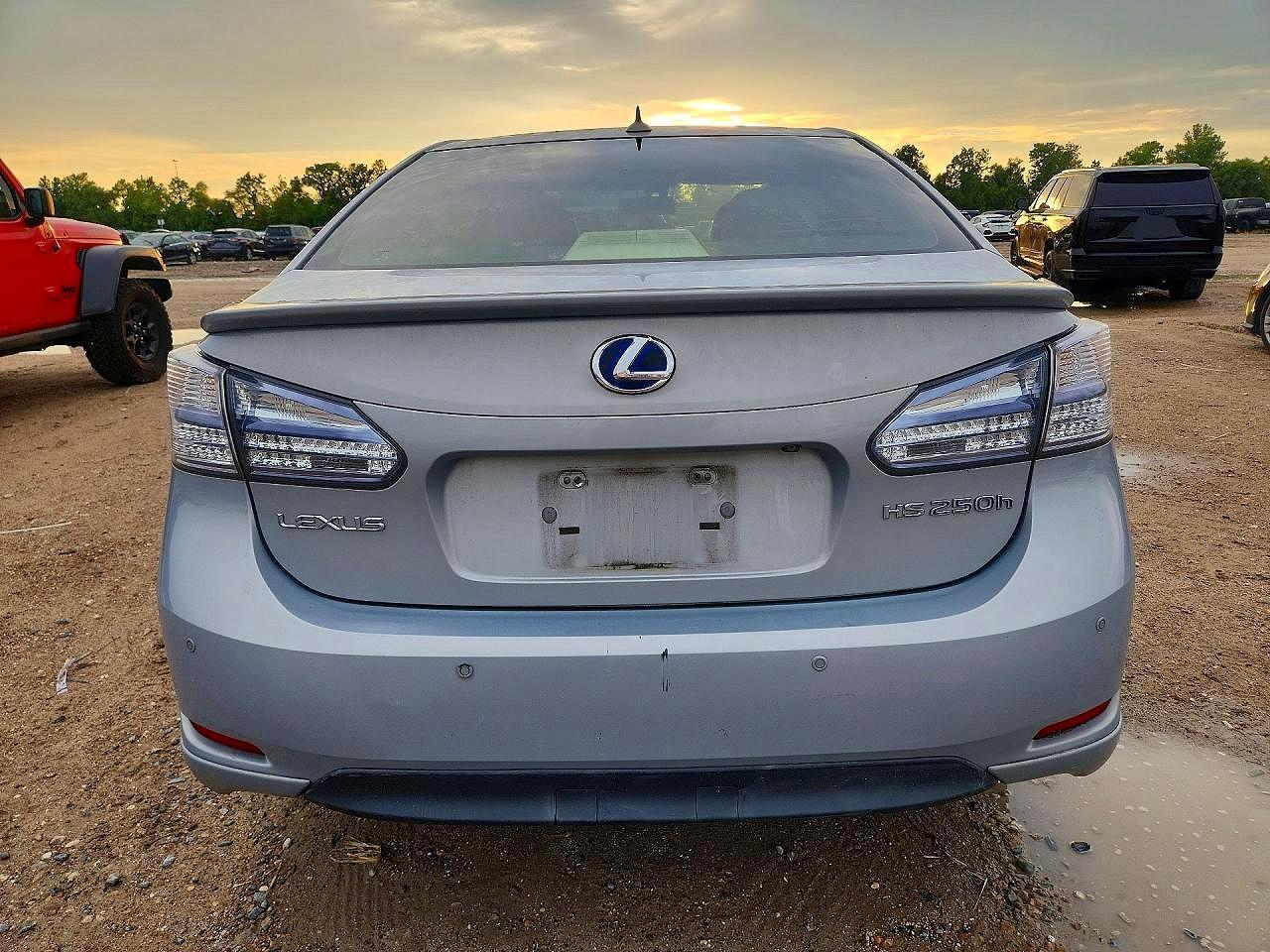 2010 Lexus Hs 250H - Image 6