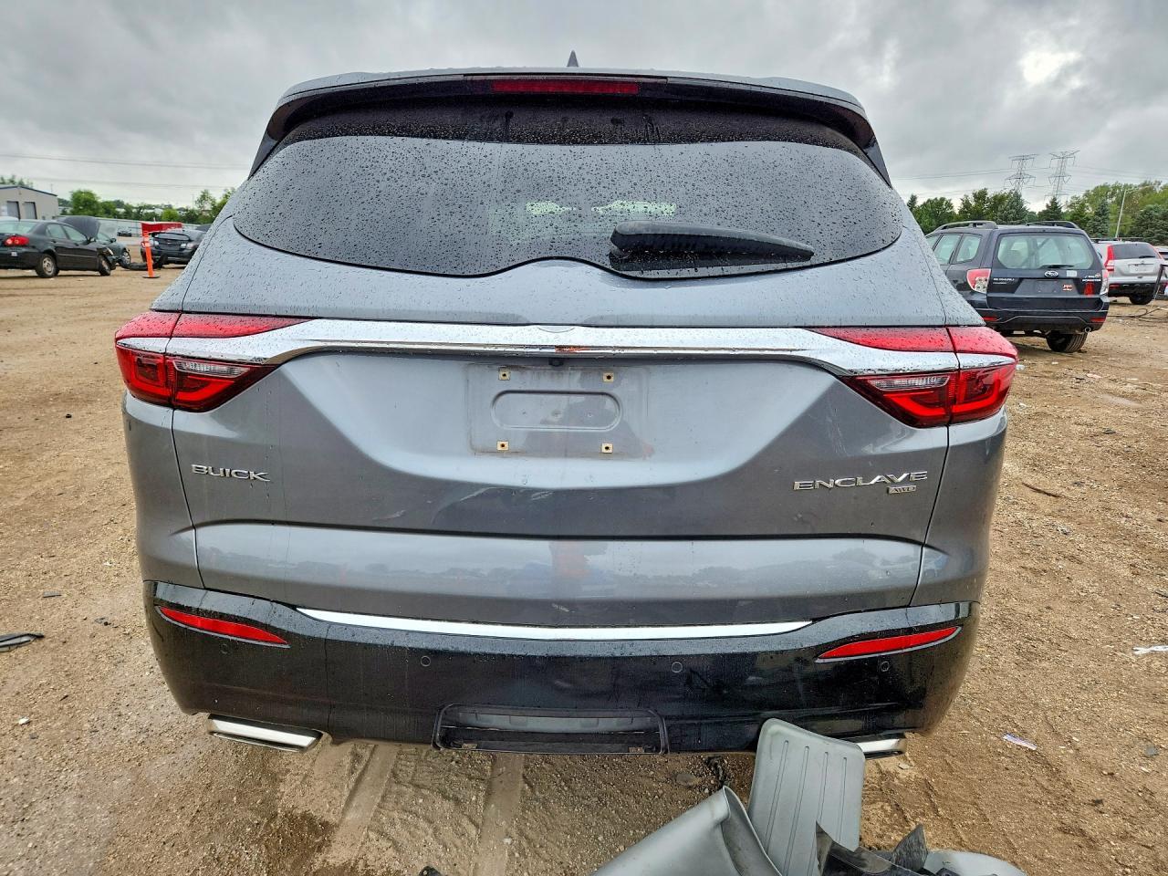 2018 Buick Enclave Essence - Image 6