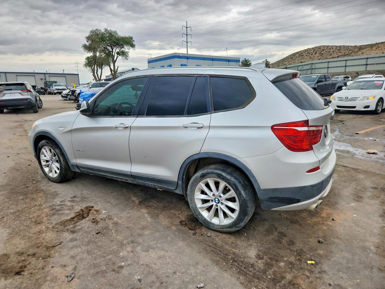 2013 BMW X3 xDrive28I - Image 3
