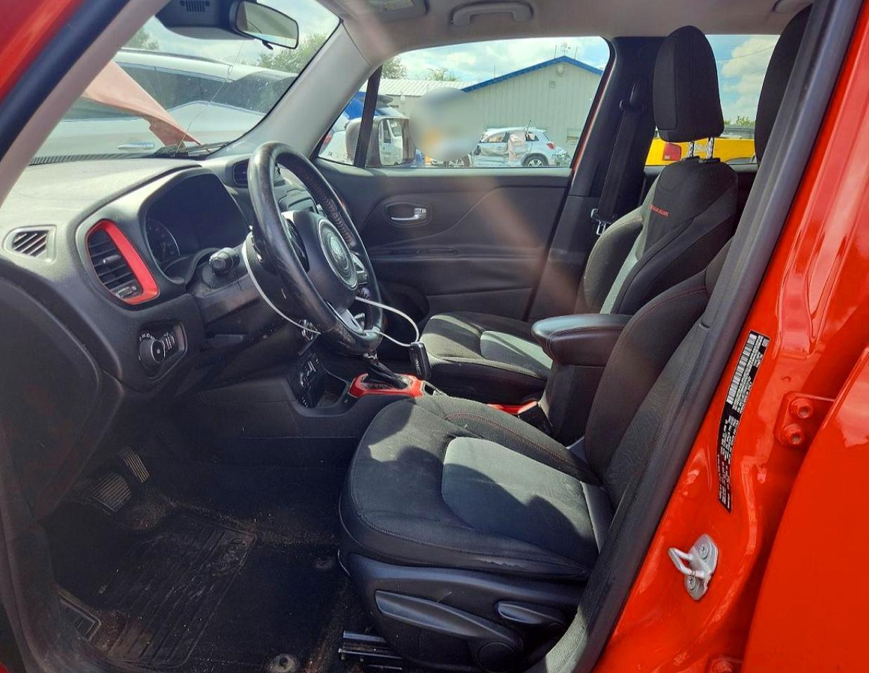 2016 Jeep Renegade Trailhawk - Фото 7