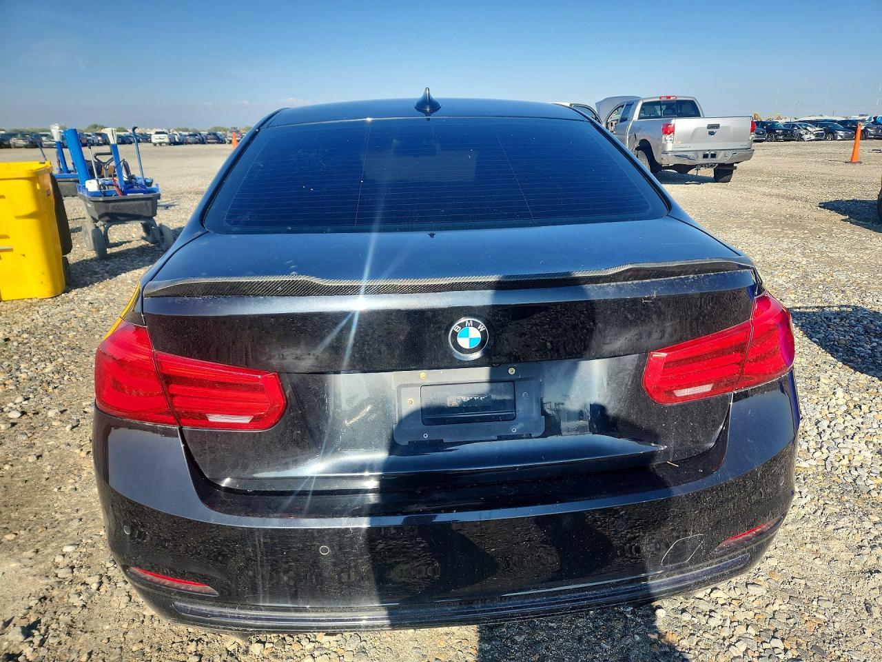 2017 BMW 340 Xi - Image 6