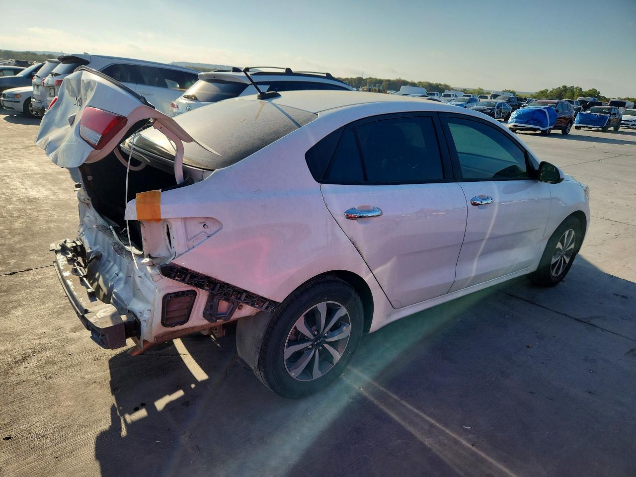 2023 Kia Rio S - Image 3