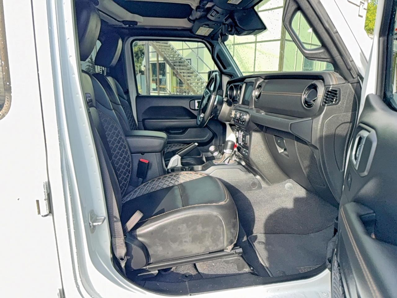2021 Jeep Wrangler Unlimited Sahara 4Xe - Фото 5