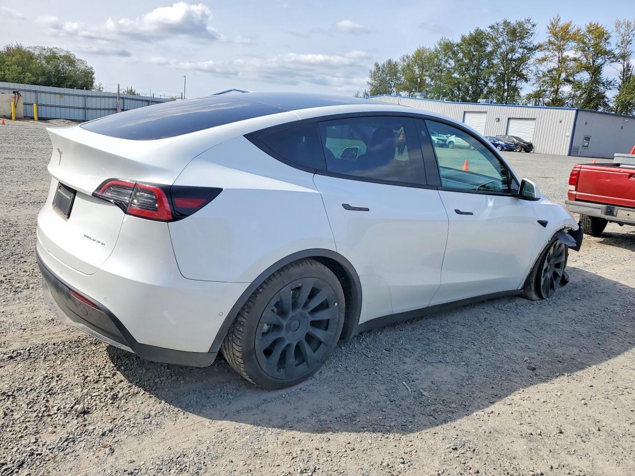 2022 Tesla Model Y - Фото 3