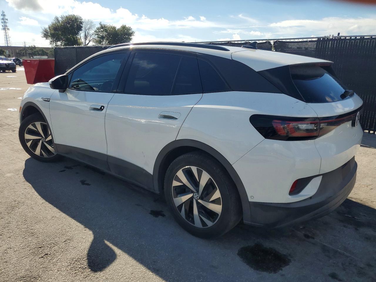 2023 Volkswagen Id.4 Pro - Image 2