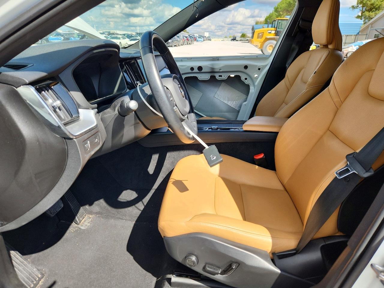 2020 Volvo Xc60 T5 Momentum - Фото 7