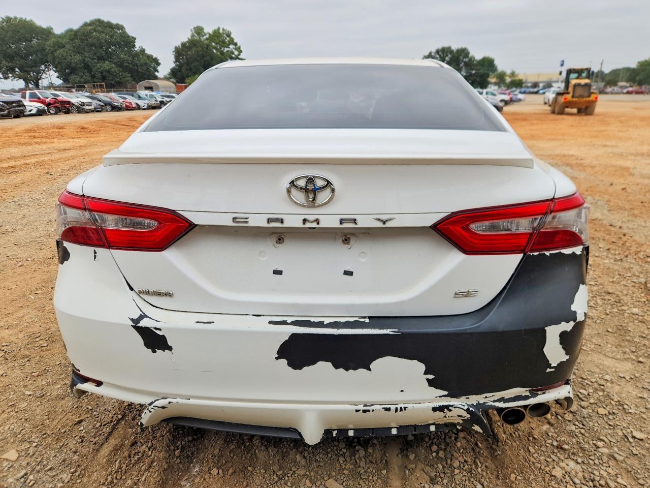 2018 Toyota Camry Se - Фото 6