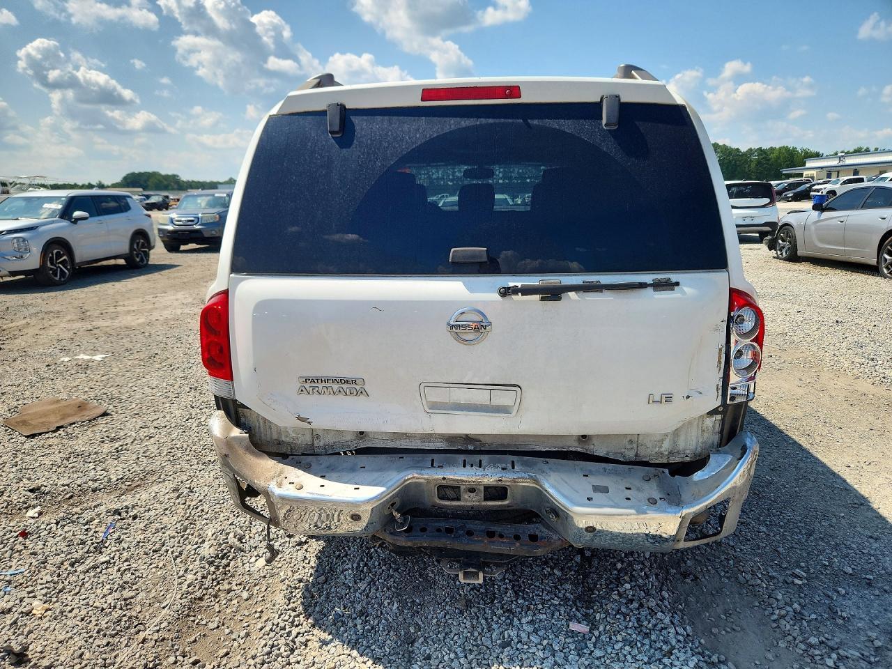 2004 Nissan Armada Se - Фото 6