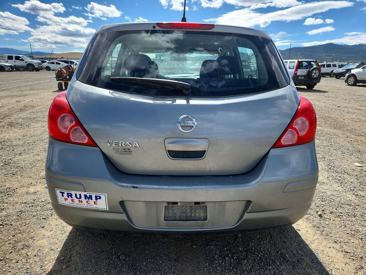 2009 Nissan Versa 1.8 S - Фото 6