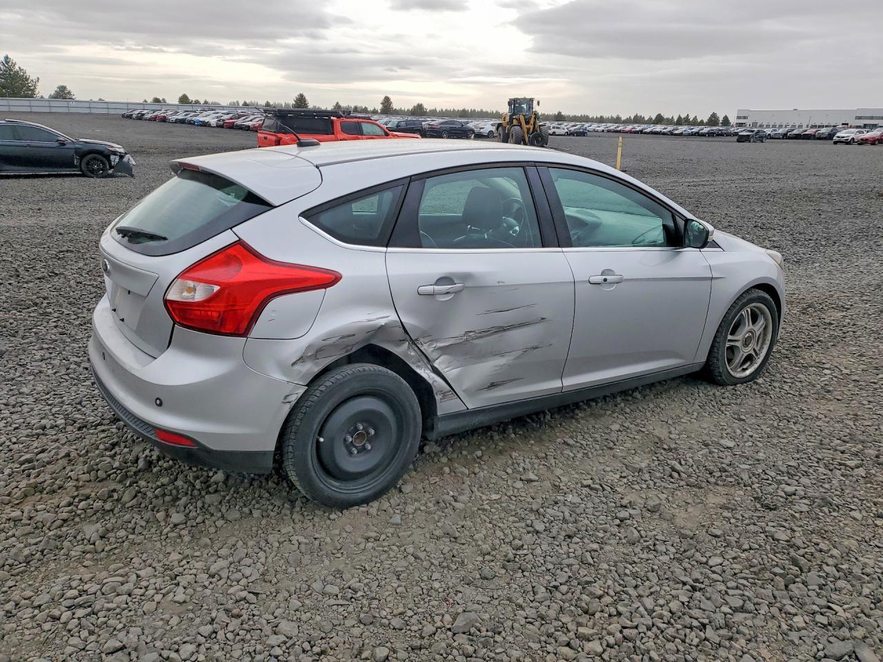 2012 Ford Focus Titanium - Фото 3