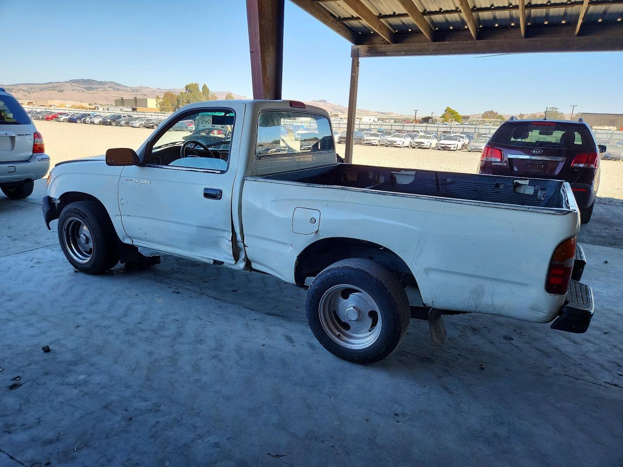 1995 Toyota Tacoma Base - Фото 2