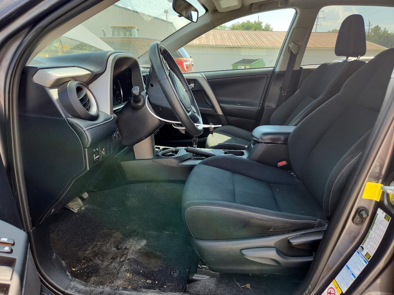 2016 Toyota Rav4 Xle - Image 7