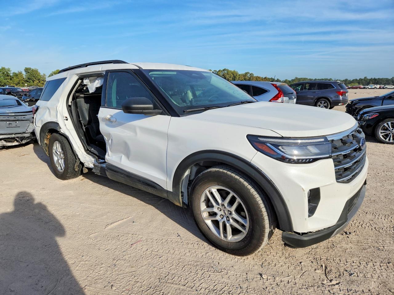 2026 Ford Explorer Active - Фото 4