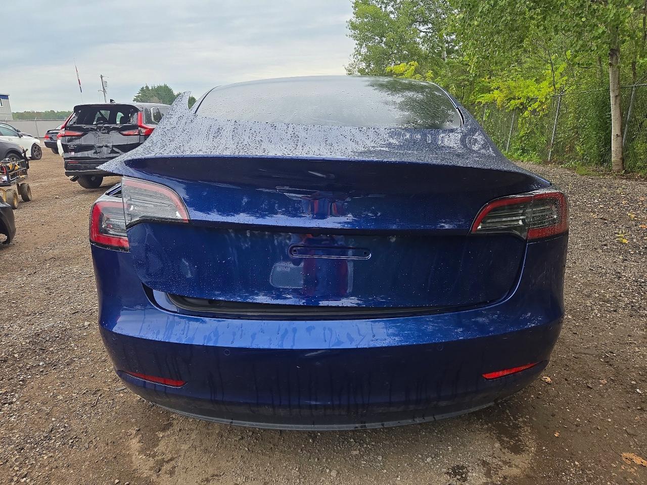 2022 Tesla Model 3 - Фото 6