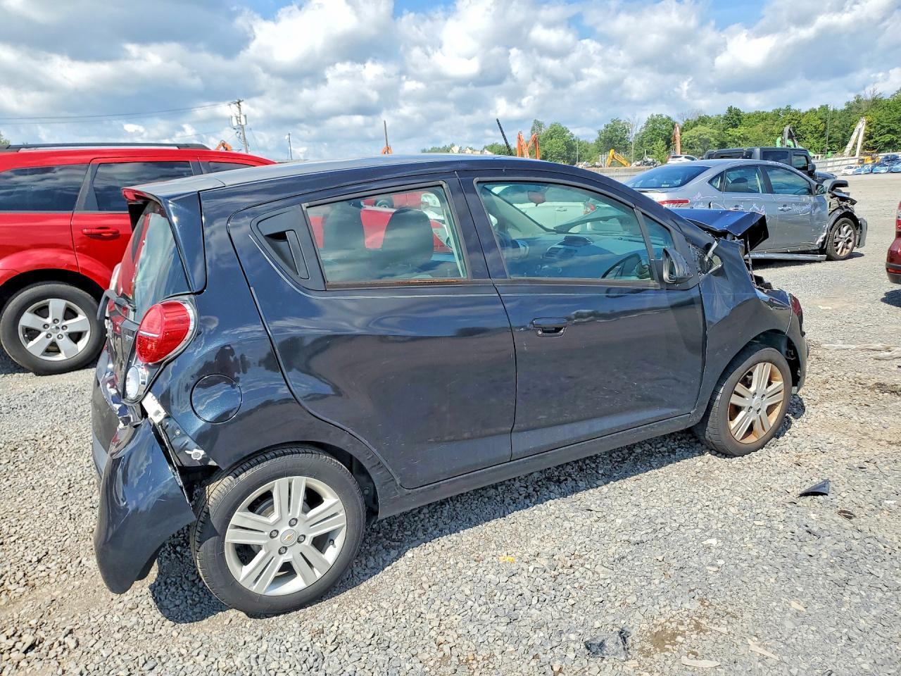 2014 Chevrolet Spark Ls - Фото 3