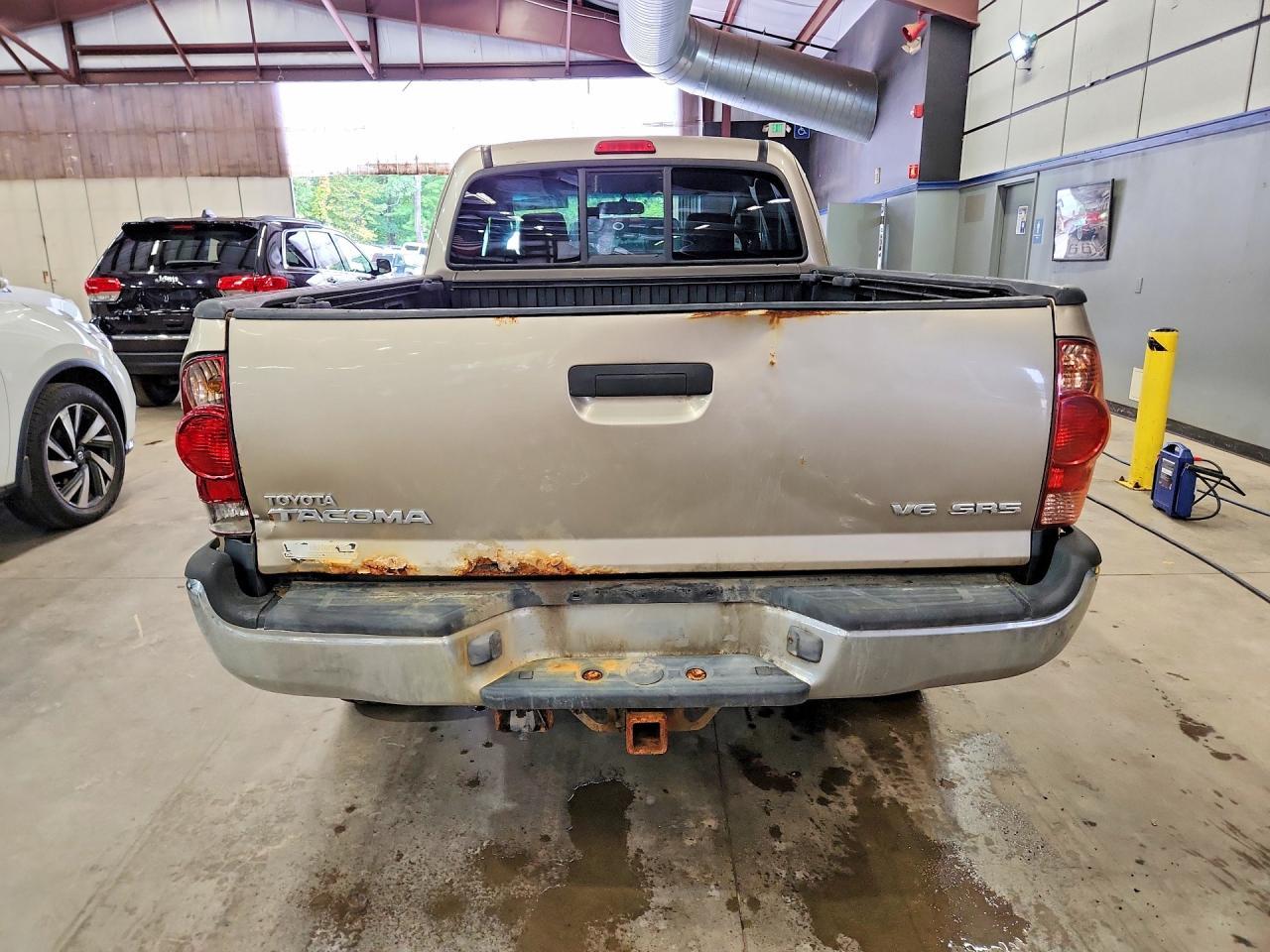 2006 Toyota Tacoma Access Cab - Image 6