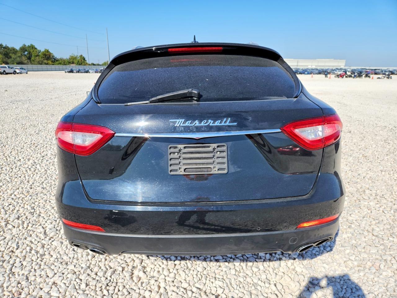 2017 Maserati Levante S - Фото 6