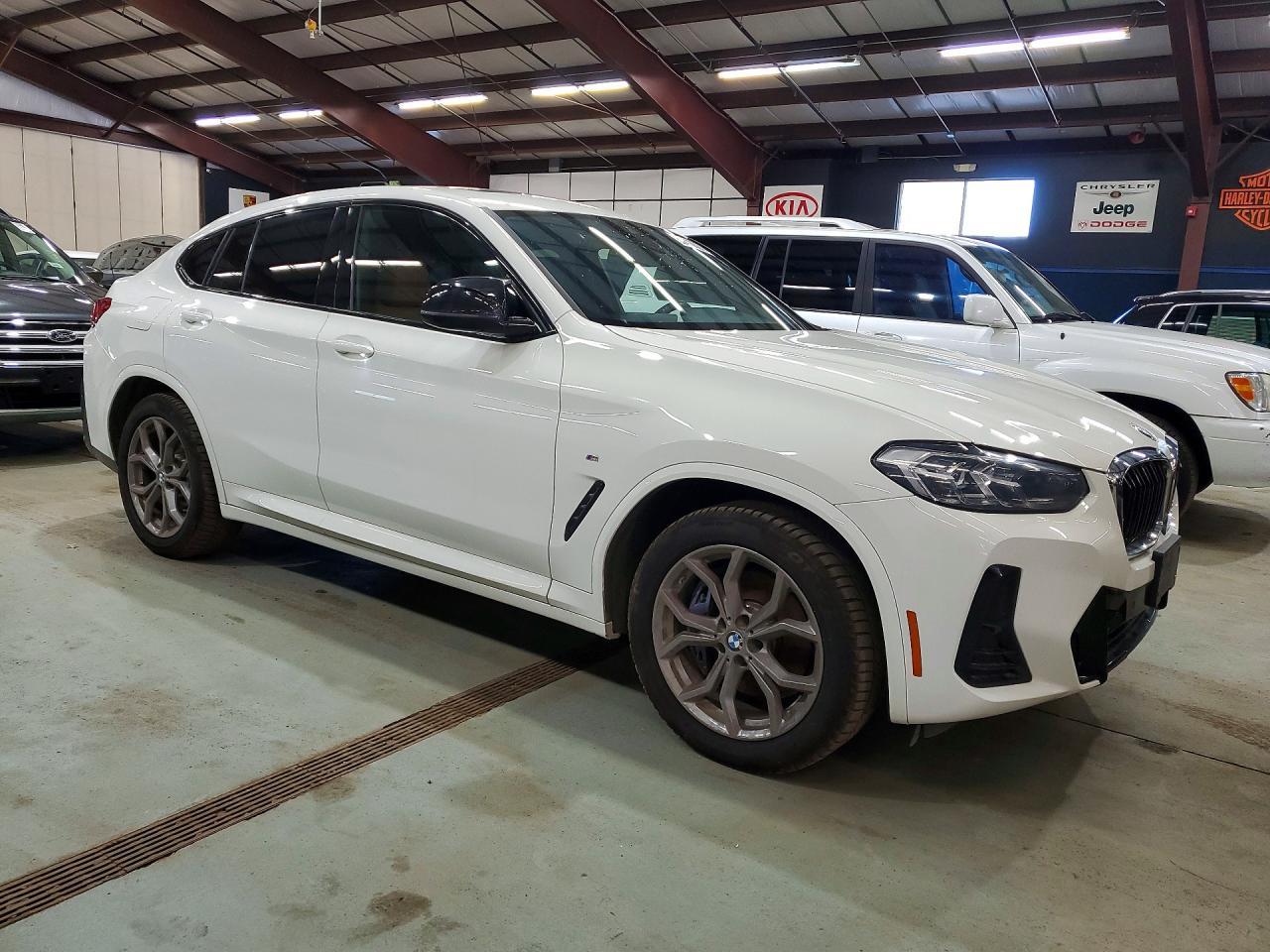 2023 BMW X4 M40I - Фото 4