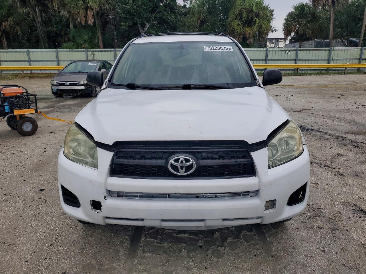 2009 Toyota Rav4 Base - Image 5
