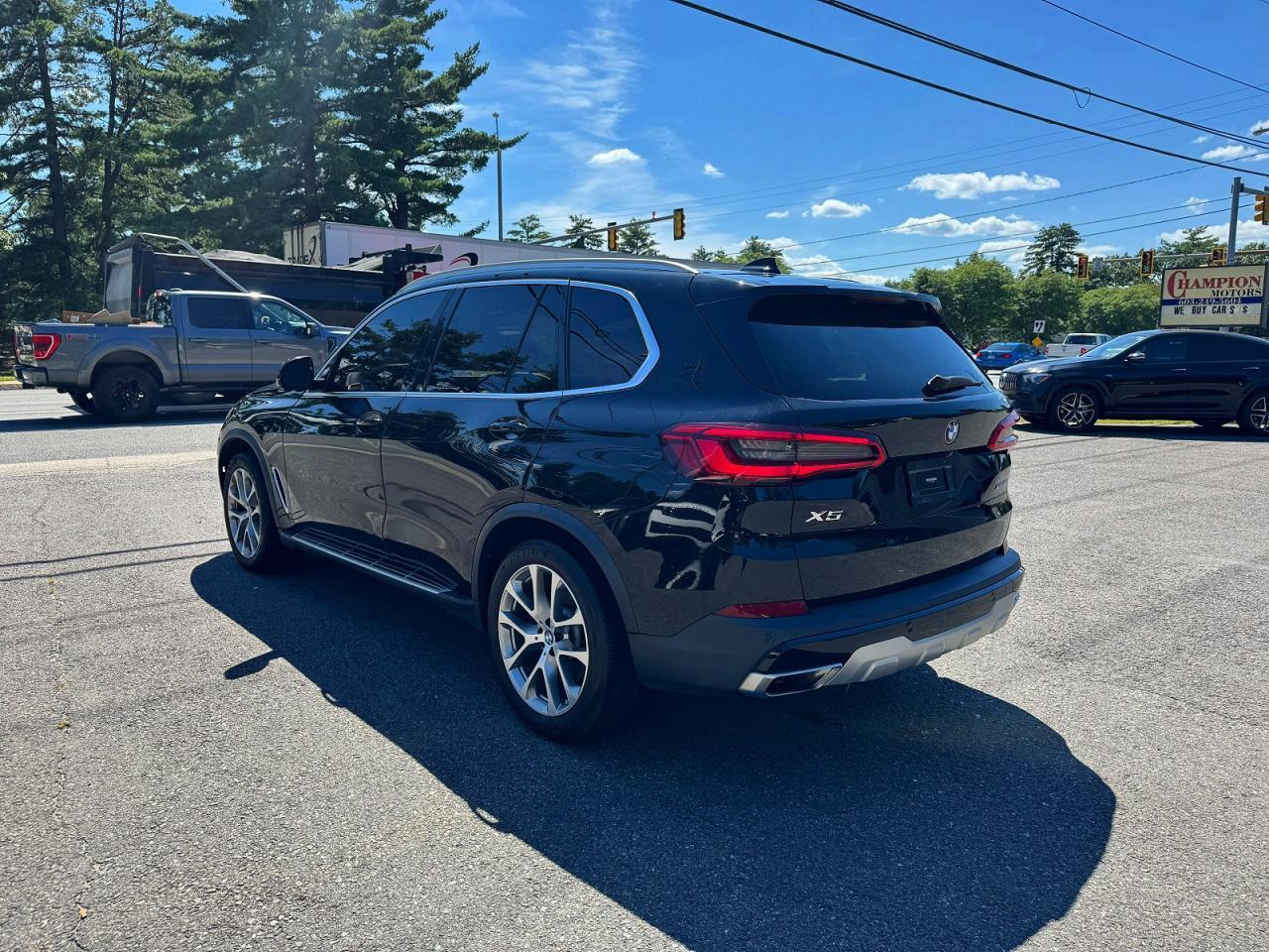 2019 BMW X5 xDrive50I - Фото 3