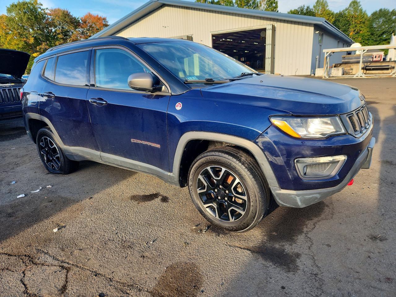 2020 Jeep Compass Trailhawk - Image 4