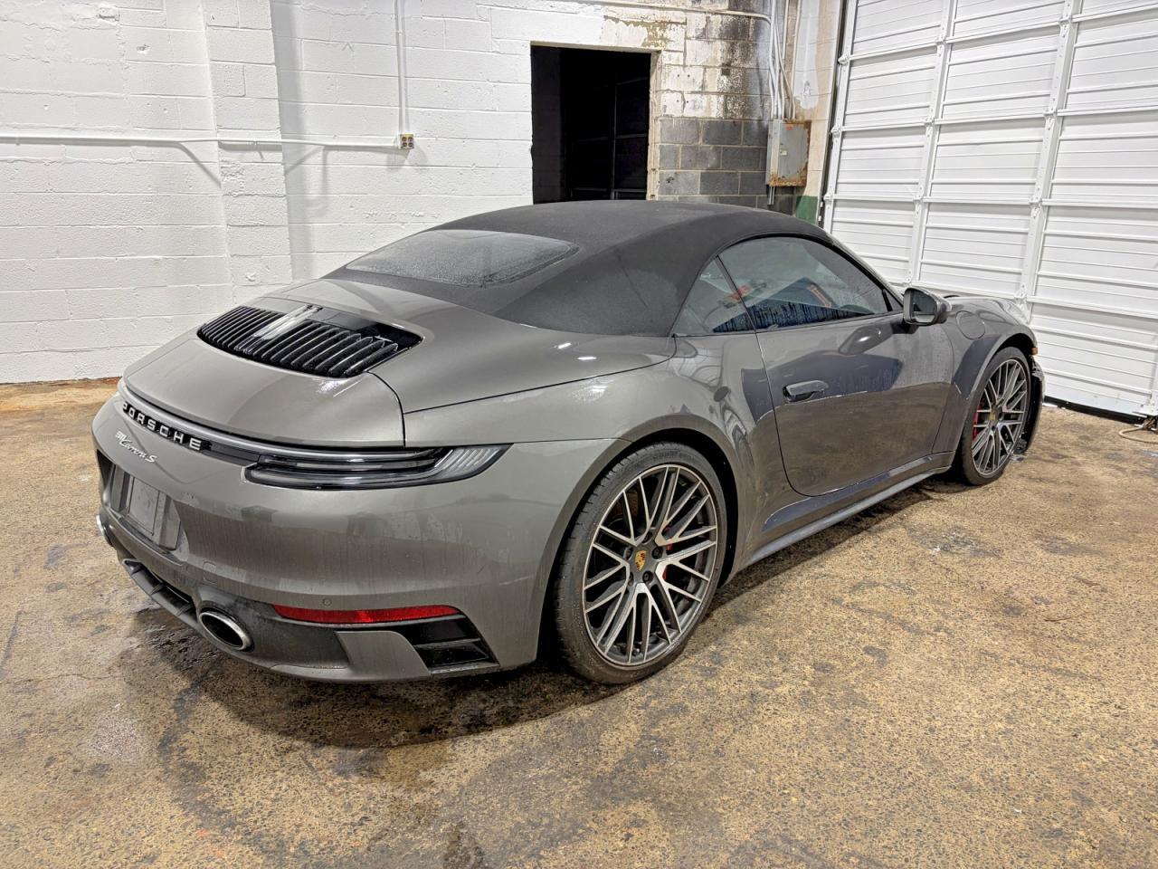 2022 Porsche 911 Carrera S - Image 3
