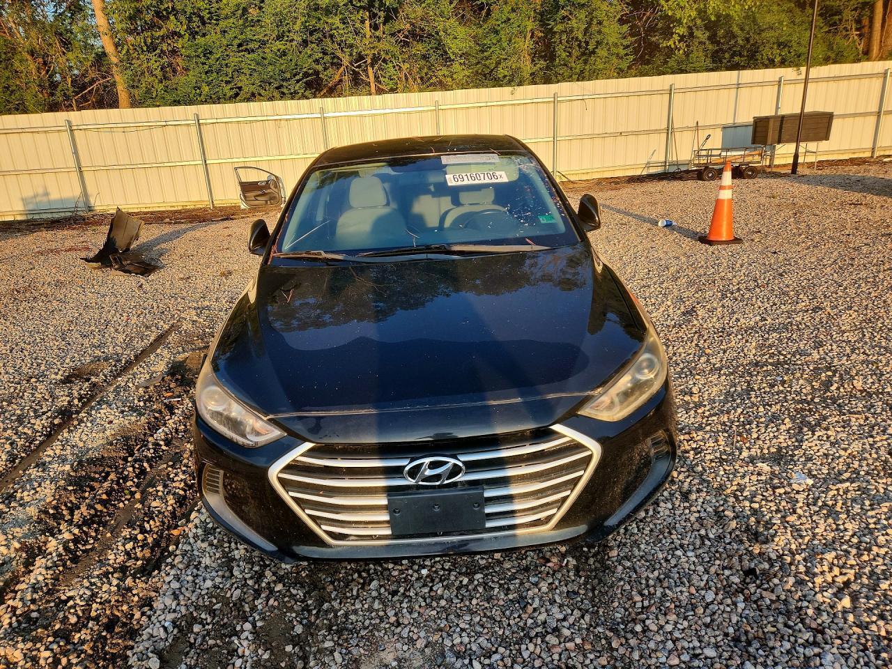 2017 Hyundai Elantra Se - Фото 5