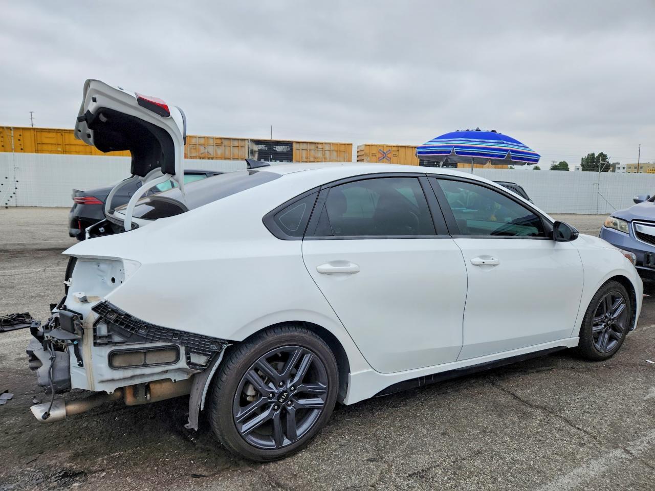 2021 Kia Forte Gt Line - Фото 3