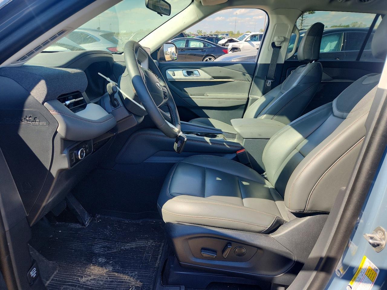 2026 Ford Explorer Active - Фото 7