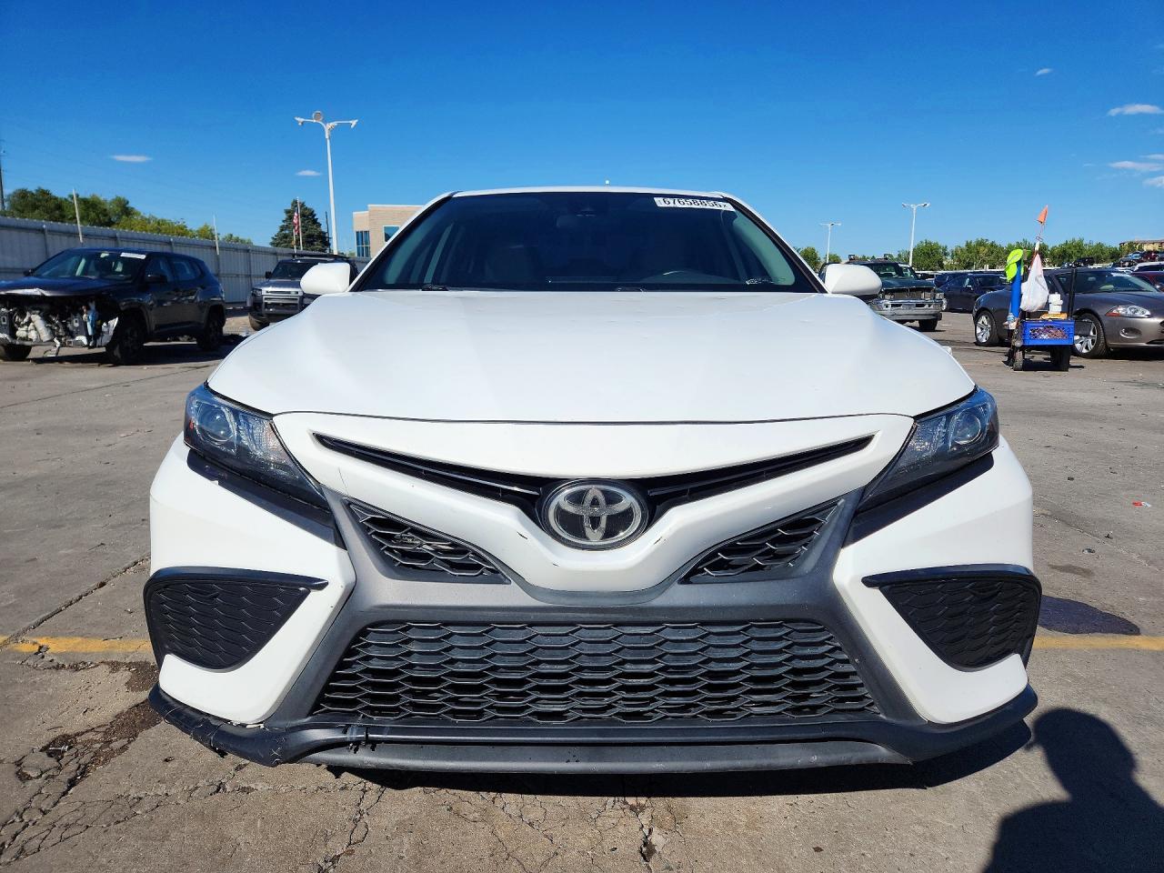 2021 Toyota Camry Se - Image 5
