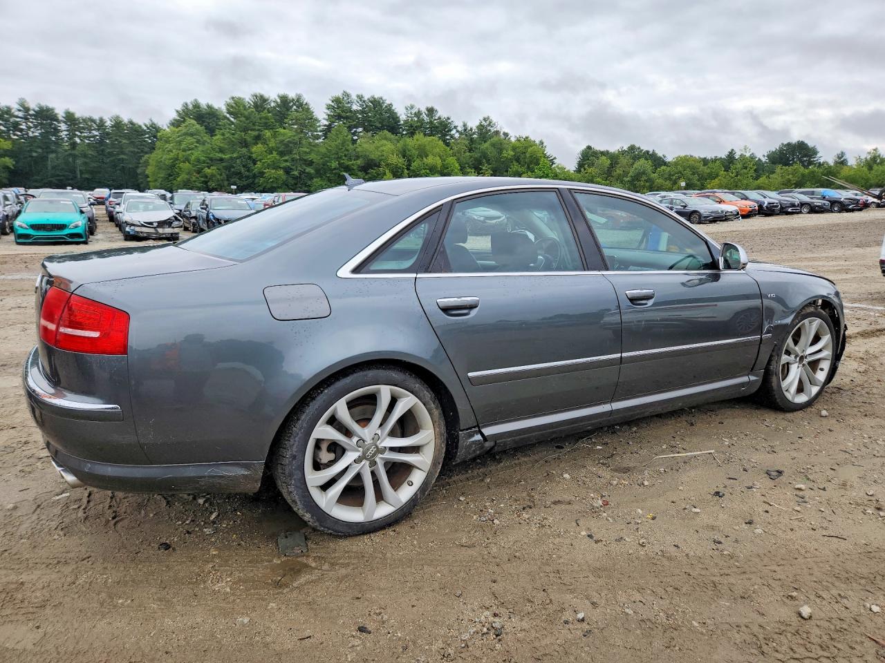 2008 Audi S8 Quattro - Image 3