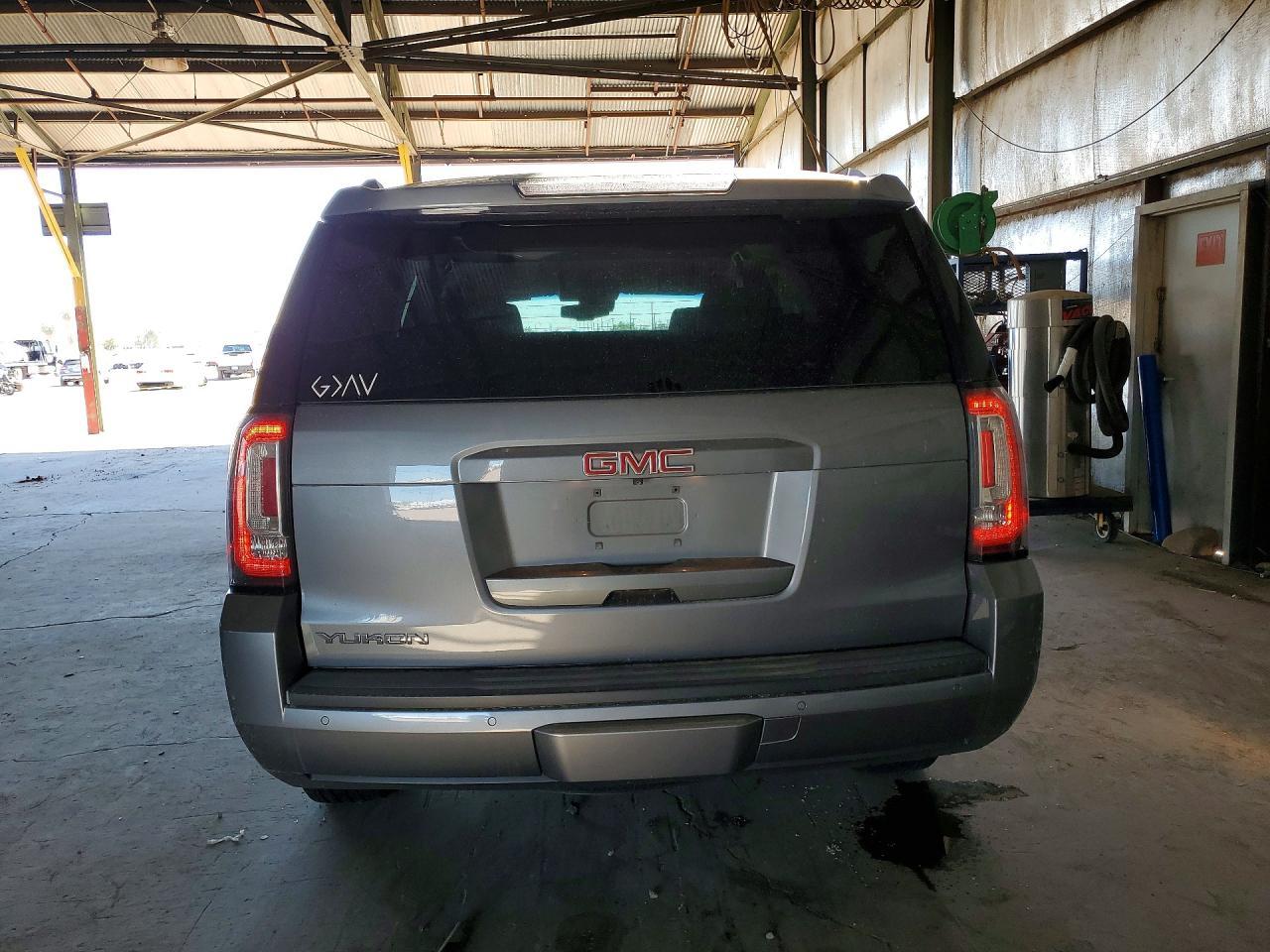 2018 GMC Yukon Sle - Фото 6