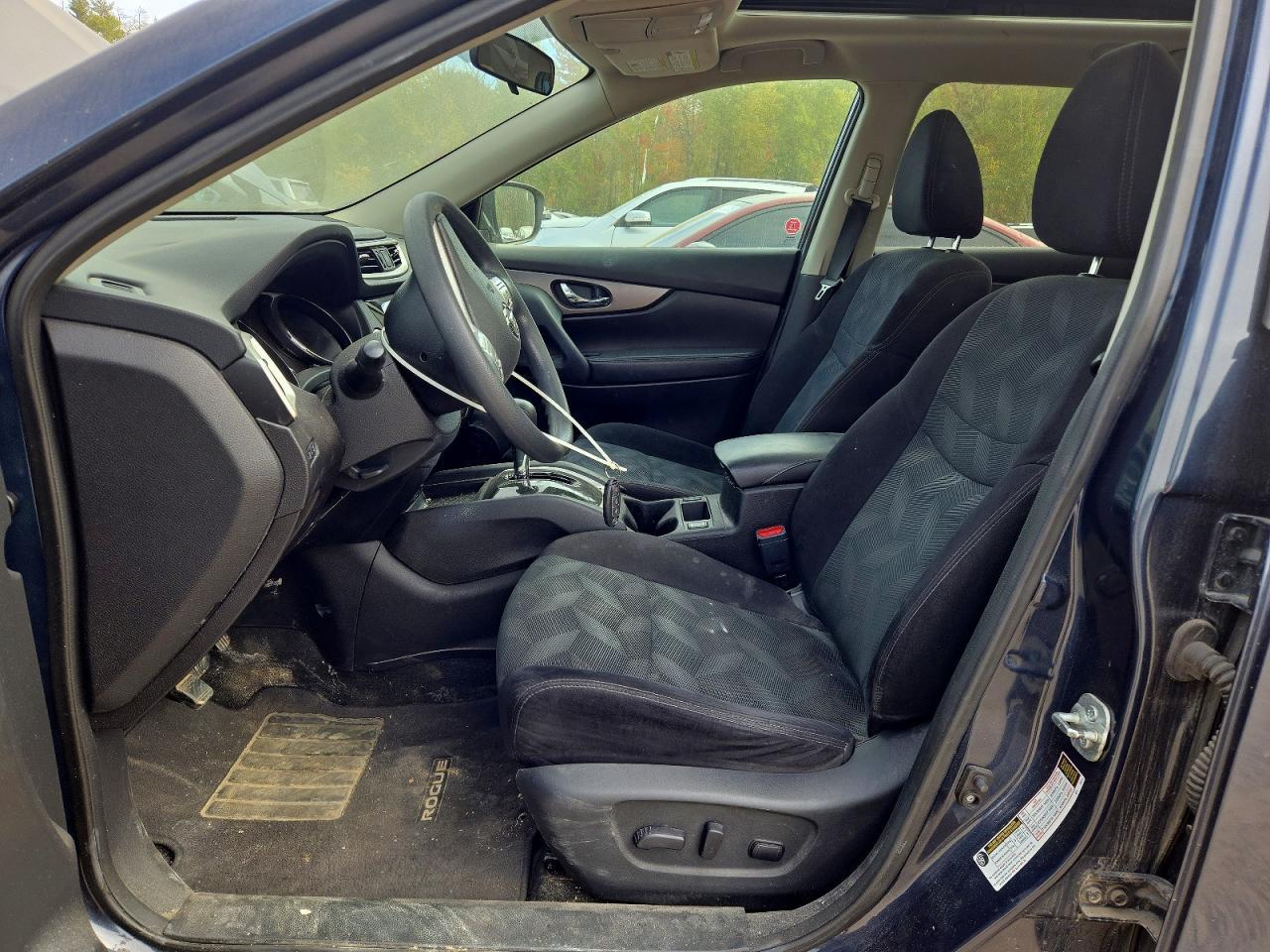 2015 Nissan Rogue S - Image 7
