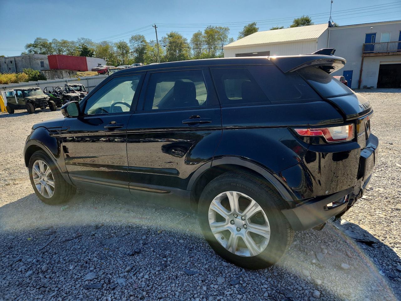 2017 Land Rover Range Rover Evoque Se - Фото 2