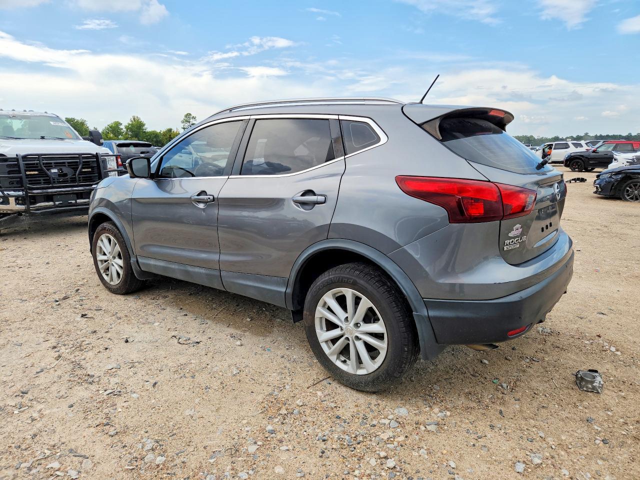 2017 Nissan Rogue Sport Sv - Фото 2