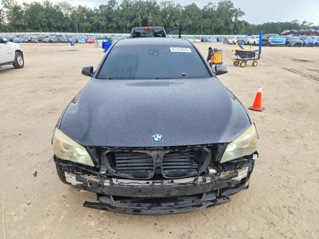 2010 BMW 750 Li - Image 5