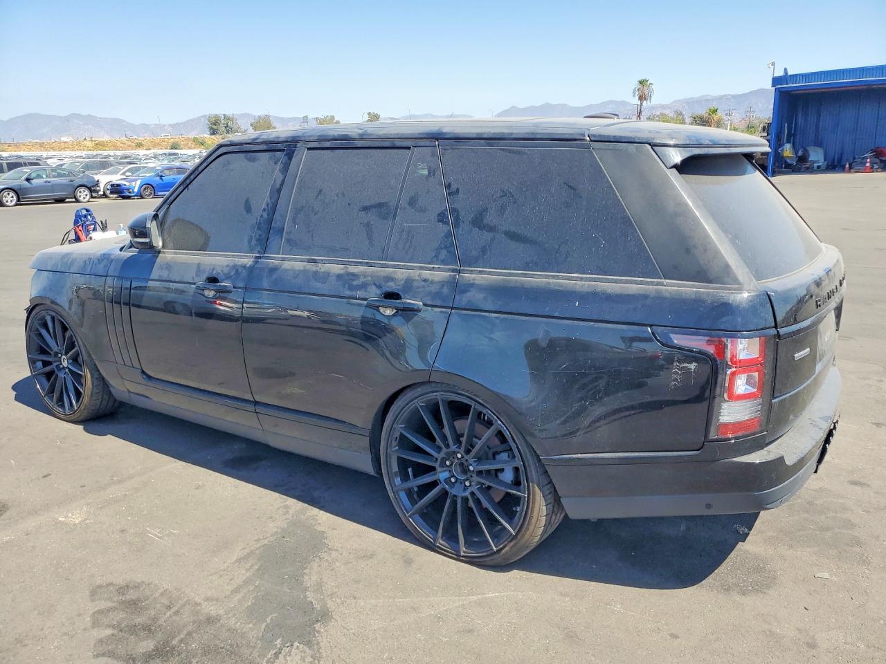 2015 Land Rover Range Rover Supercharged - Фото 2